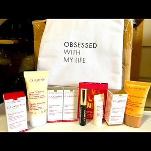 Full size of Clarins